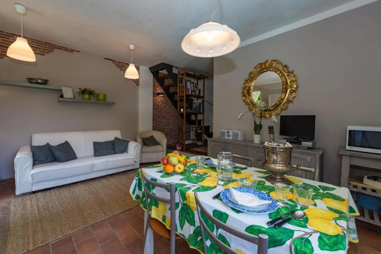 Villa Con Piscina Esclusiva Nel Verde Lucca Holiday home
